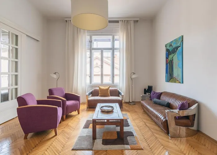 Sunny, Airy, Artsy & Authentic Loft With Balcony Apartament *